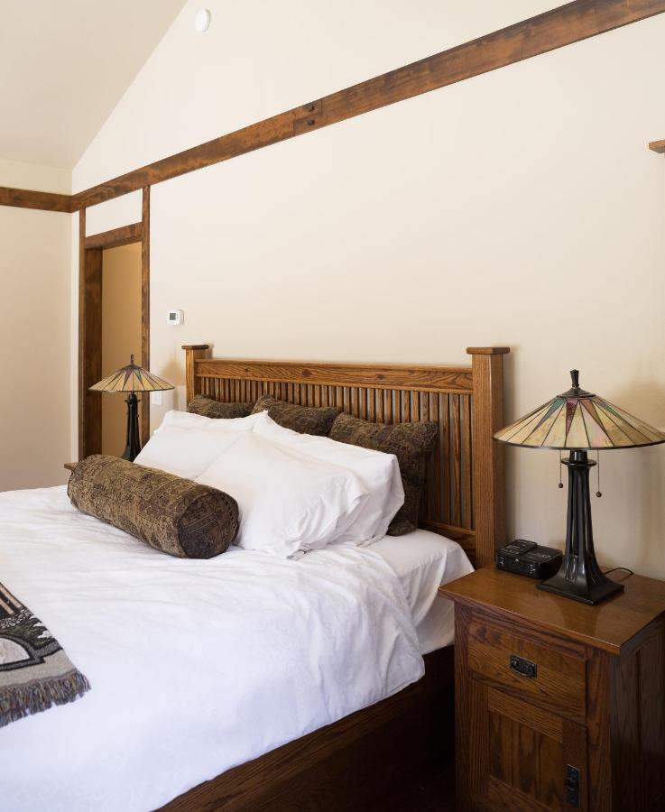 Fivepine Lodge Sisters Ngoại thất bức ảnh